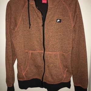 Small Nike zip-up